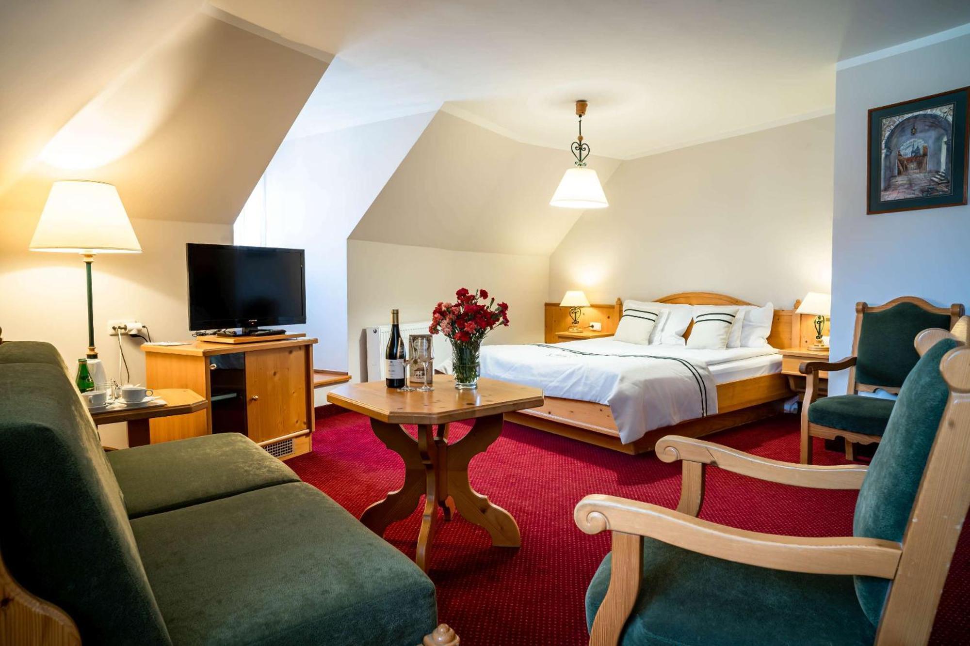 Hotel Pod Cizemka Сандомир Экстерьер фото